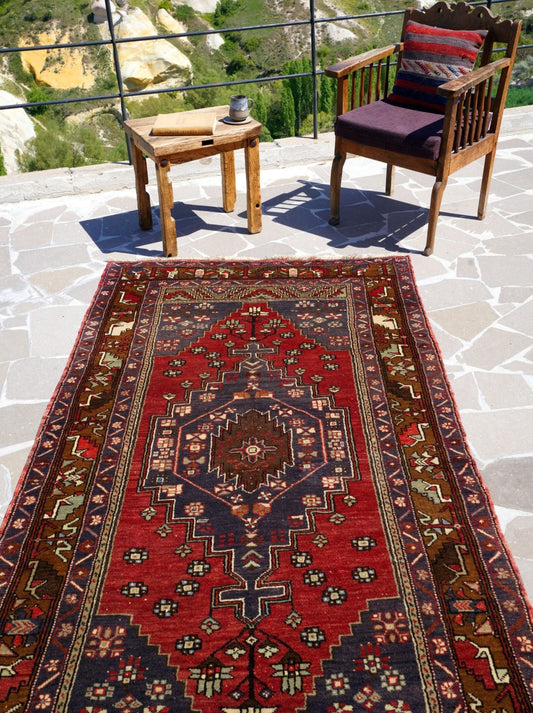 Anatolian Hand Woven Nomadic Yahyali Rug