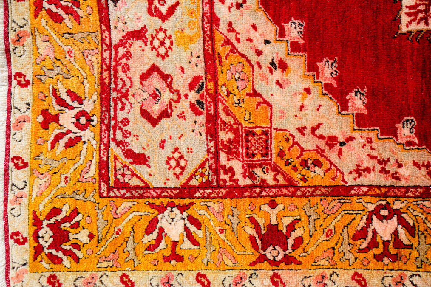 Anatolian Hand Woven Nomadic Kirsehir Rug