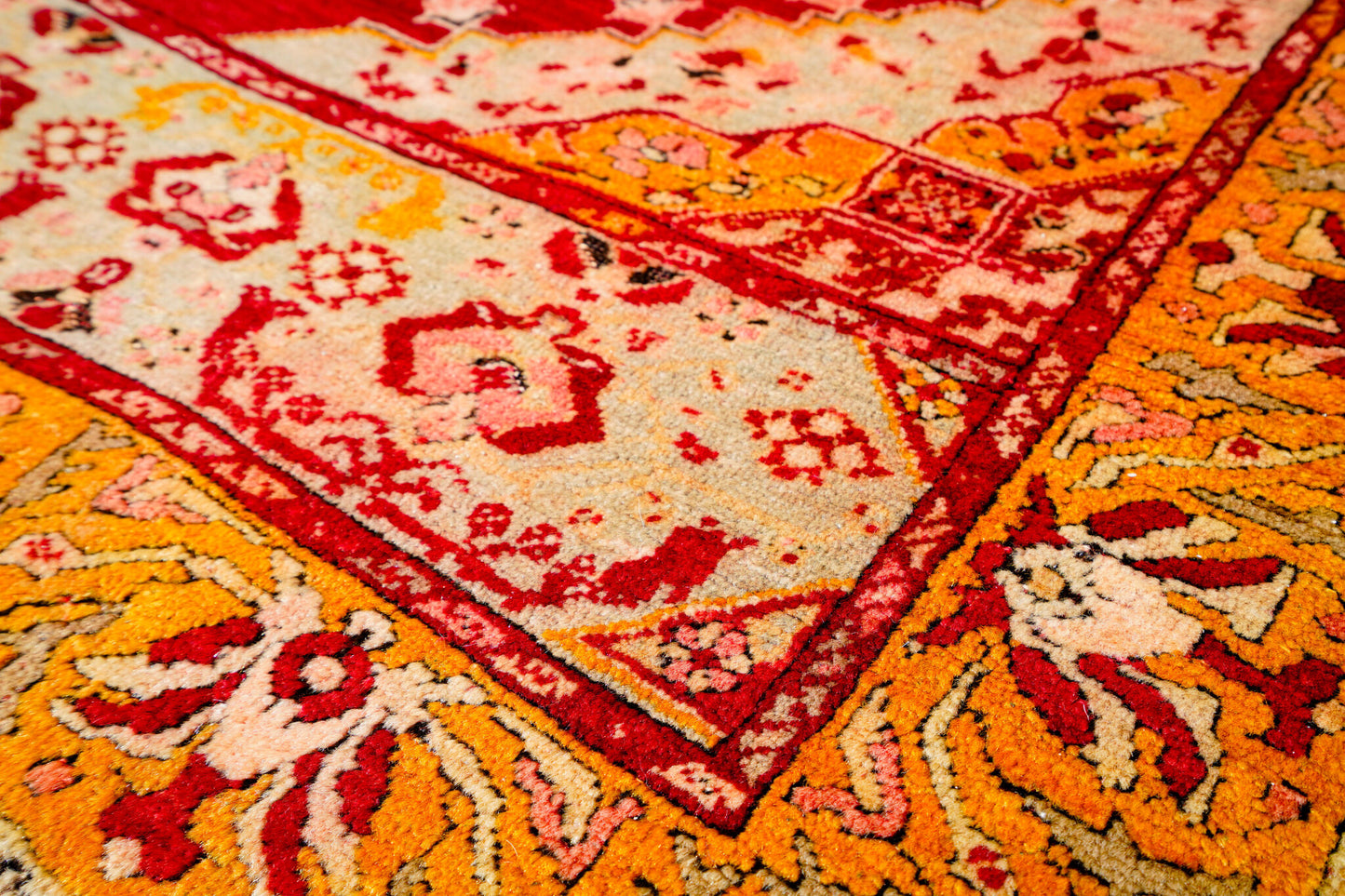 Anatolian Hand Woven Nomadic Kirsehir Rug