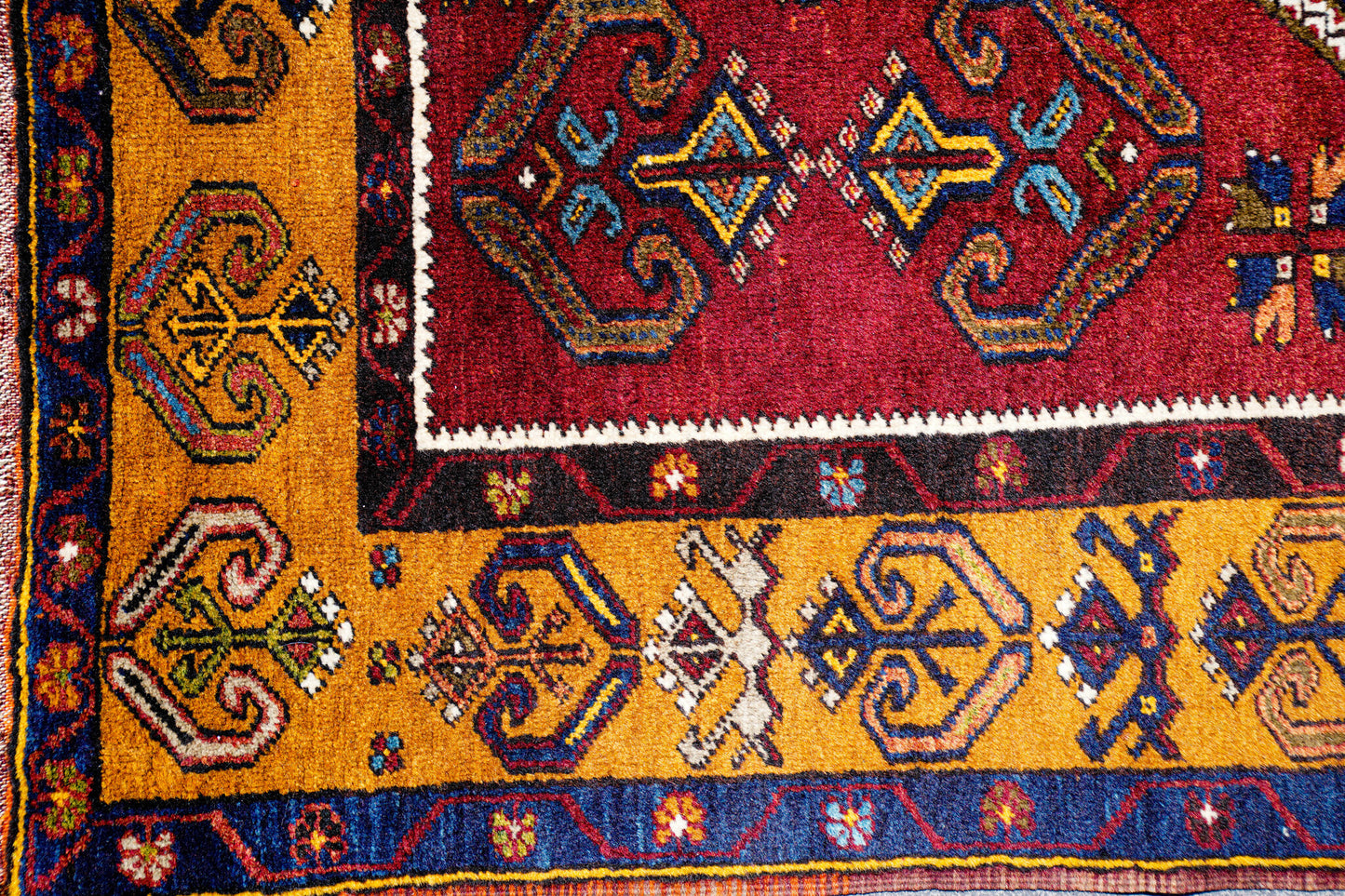 Anatolian Hand Woven Nomadic Yahyali Rug