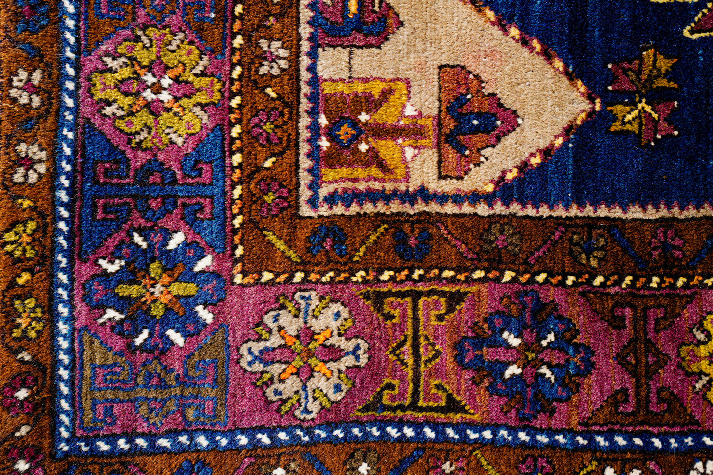 Anatolian Hand Woven Nomadic Yahyali Rug