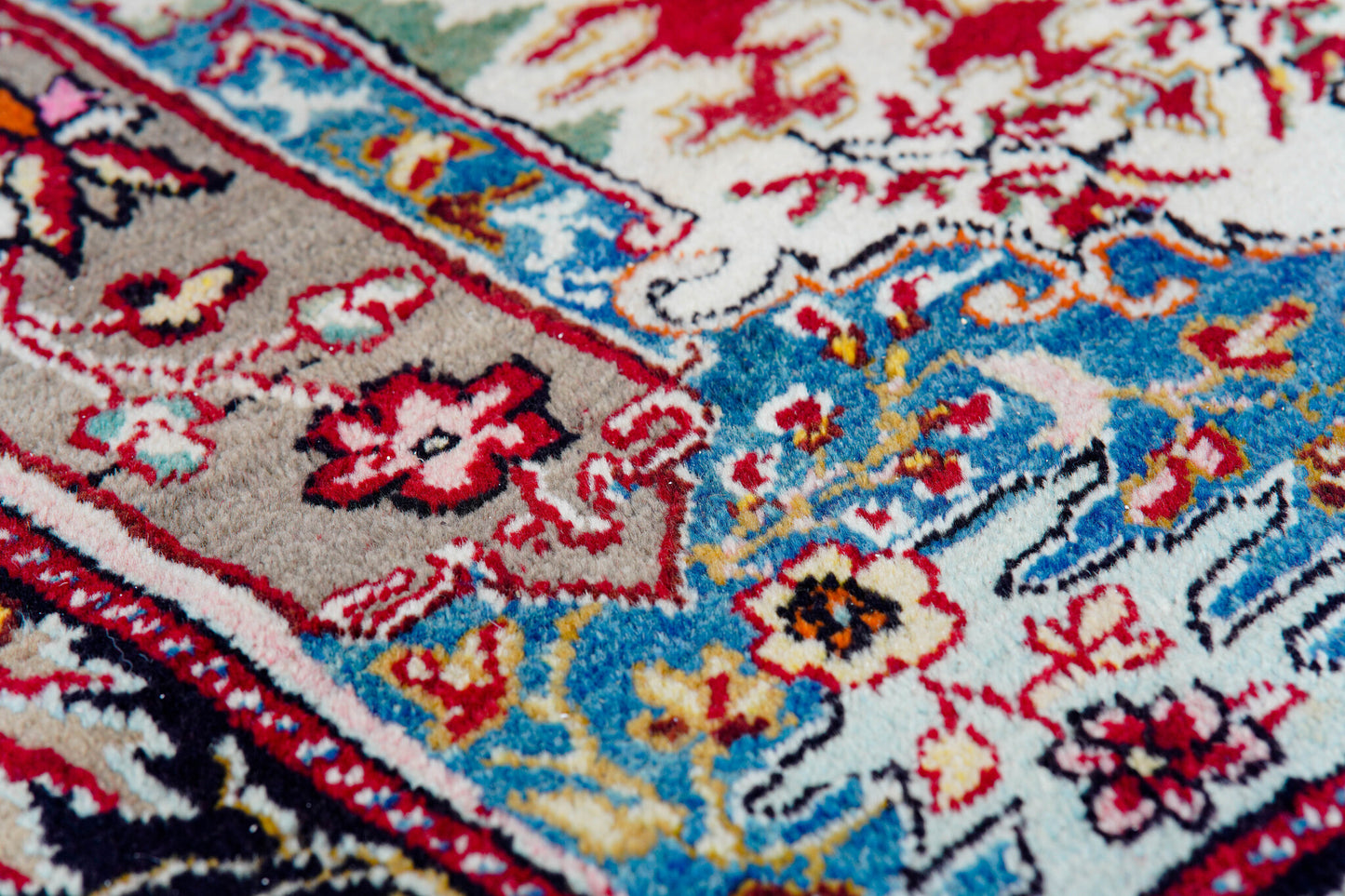 Anatolian Hand Woven Nomadic Kirsehir Rug