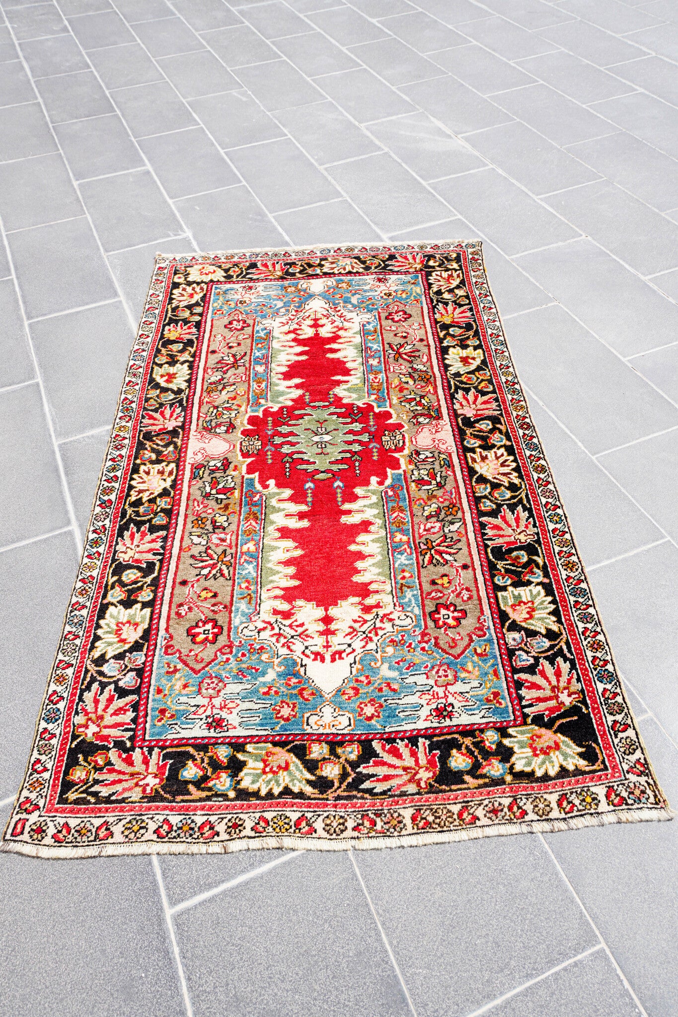 Anatolian Hand Woven Nomadic Kirsehir Rug