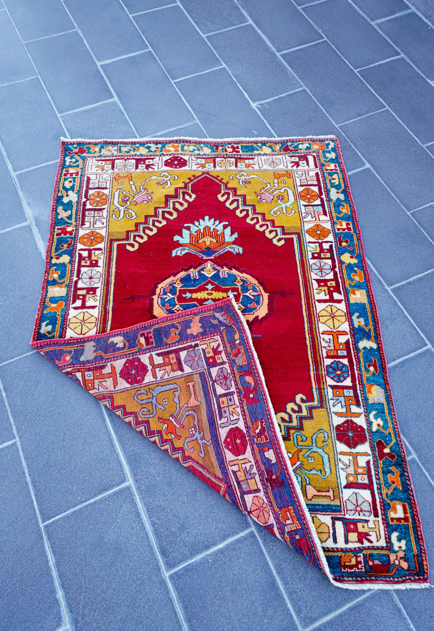 Anatolian Hand Woven Nomadic Milas Rug