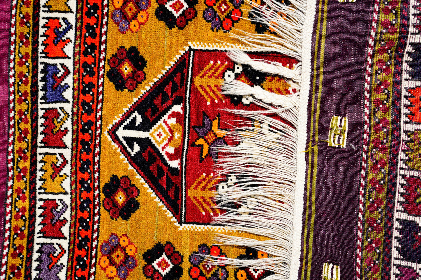 Anatolian Hand Woven Nomadic Balikesir-Kozak Rug