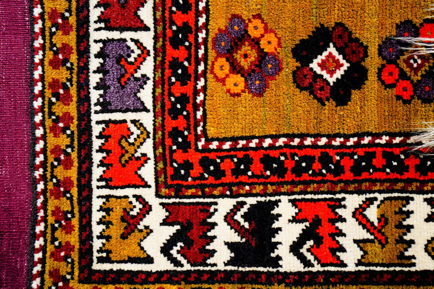 Anatolian Hand Woven Nomadic Balikesir-Kozak Rug