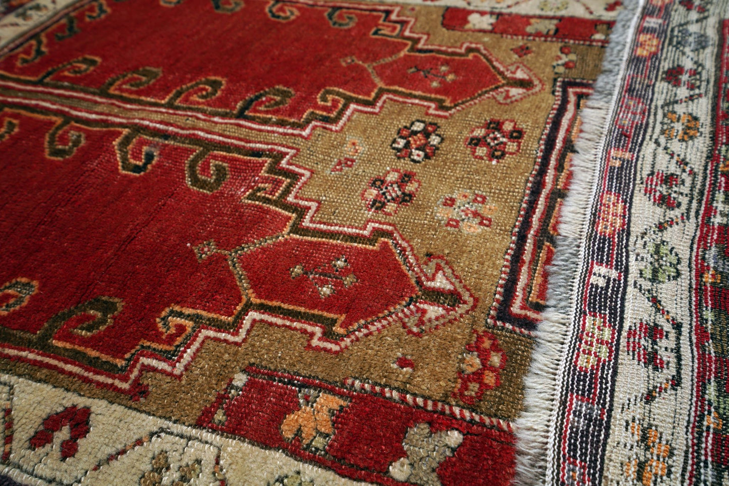 Anatolian Hand Woven Nomadic Malatya Rug