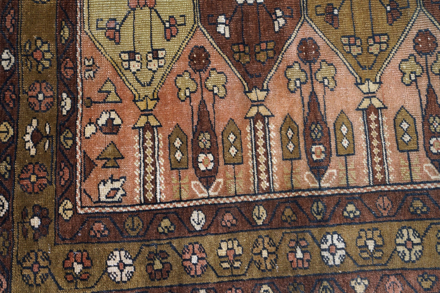 Anatolian Hand Woven Nomadic Milas Rug