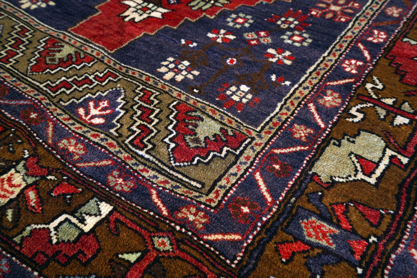 Anatolian Hand Woven Nomadic Yahyali Rug